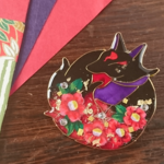お狐様ブローチ〜から紅に椿〜（Brooch of  fox）