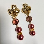 レトロ フラワー ボタン バタフライ レッド パール ピアス/イヤリング  ゴールド