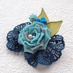 ちりめん≪つまみ細工≫ブルー薔薇のコサージュ