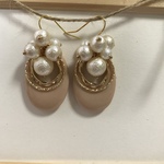 パールのジャラジャラピアス オーバル
