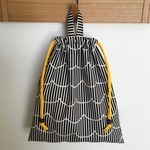 おきがえ袋 黒×白ストライプ もくもく 体操着袋 35×30