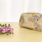 【再販・送料込】2/3販売予定・化粧品入れにぴったりミニポーチ（生成×紫の花）