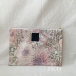 再販大人気！！liberty スタイリッシュなポーチ♡