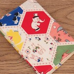 ☆SALE☆文庫本ゴムバンド付ブックカバー★レトロ ヘキサゴン柄