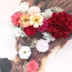 ドライフラワーかすみ草と春オレンジのお花が可愛い♡赤ダリアと紫陽花の髪飾り☆成人式　髪飾り 花飾り　袴　振袖　結婚式　浴衣 和装 ヘアアレンジ