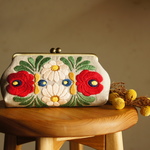ダークナチュラルリネン　花刺繍がま口　大きいサイズ