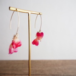 「雨に散る薔薇」　フックピアス
