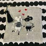 1様専用ネズミさんの刺繍ミニミニファスナーポーチ♪①