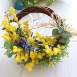 リース　ミモザの花かご
