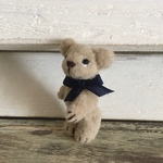 ミニチュアベアNo.3-4ぬいぐるみ、ドールハウス、テディベア、お人形のお友達に