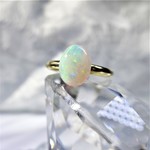 天然ホワイトオパールの1粒リング  [ a ]