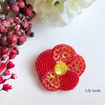 ミニ♡椿のビーズ刺繍ブローチ　※受注制作