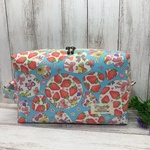 オムツポーチ  ゆめかわいちごリボン　ブルー　マルチポーチ