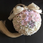 桜 つまみ細工のボールブーケ