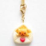 ラブレターからひょっこり♡愛の伝令くまちゃんパン　ストラップ