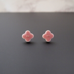ぷっくり小花の桜ピアス
