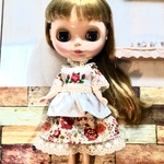 クラシックローズの＊リバティ ドレス＊刺繍エプロン付きセット＊ブライス ＊リカちゃん