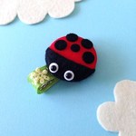 ミニてんとう虫のヘアクリップ（レッド）27ｍｍ