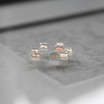 宝石質エチオピア産オパール　ラウンド　カボション4mm／2粒〈2020-06〉