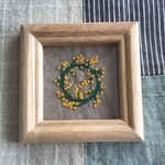ミモザの刺繍ミニ額