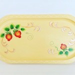 いちごのオーバルトレイ