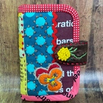 ビオラ刺繍のカードケース