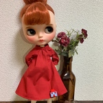 ❤︎送料無料❤︎ブライス、リカちゃん用❤︎リトルミィ風ワンピース、ブローチセット