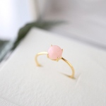10月の誕生石。ピンクオパール 6mm 華奢リング