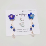 桜のピアス / イヤリング