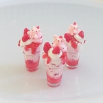 クマさん ストロベリー 🍓ドリンク🍓  ミニチュア  苺 バレンタイン