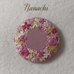 < 受注制作 >  暖色の花リース  刺繍ブローチ