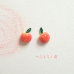 葉っぱの付いた林檎ピアス