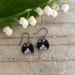  世界にひとつ  はちわれ猫ピアス  ホクロ