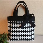 M☆トートバック   北欧風ジッパー           モノトーン黒×白