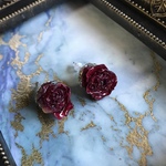 送料無料　本物の薔薇🌹ドライフラワーピアス