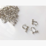 12個300円　ネジバネ式イヤリング