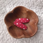 handmade ⑅ 赤ドット柄パッチンピン