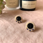 ビーズ刺繍＊キラキラカボションのまんまるパールピアス