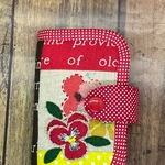 ビオラ刺繍のカードケース