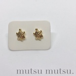 ワンポイント海亀ピアス