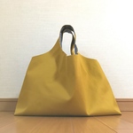 手提げバッグ　からし色
