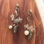 ロングシルバーお花パールピアス　イヤリング