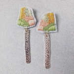 spring×gold刺繍ピアス