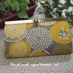 長財布　通帳スマホ入ります 北欧調 サフランイエロー