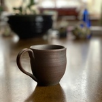癒しの焼き締め窯変金色　陶器のコーヒーカップ☕️