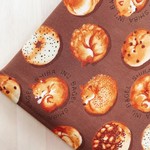 ＱTバンダナ(柴犬とベーグル🥯ブラウン)