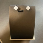 【20w】樹脂ポスト クローバーピアス 四つ葉  四ツ葉ピアス 樹脂ピアス