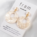 パールとモザイクフープのピアス（イヤリング ）