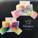 入園入学式、発表会レインボー虹色ユニコーン髪飾り🦄揺れる大きなリボン🎀　子供ヘアゴム