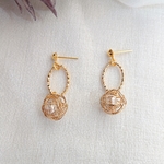 コロンと可愛い閉じ込められたパールピアス/イヤリング